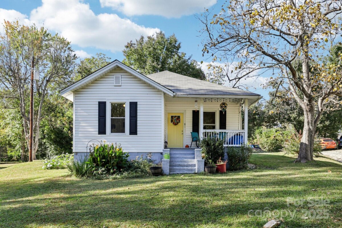 1053 West Circle, Gastonia, NC 28054, MLS # 4315692