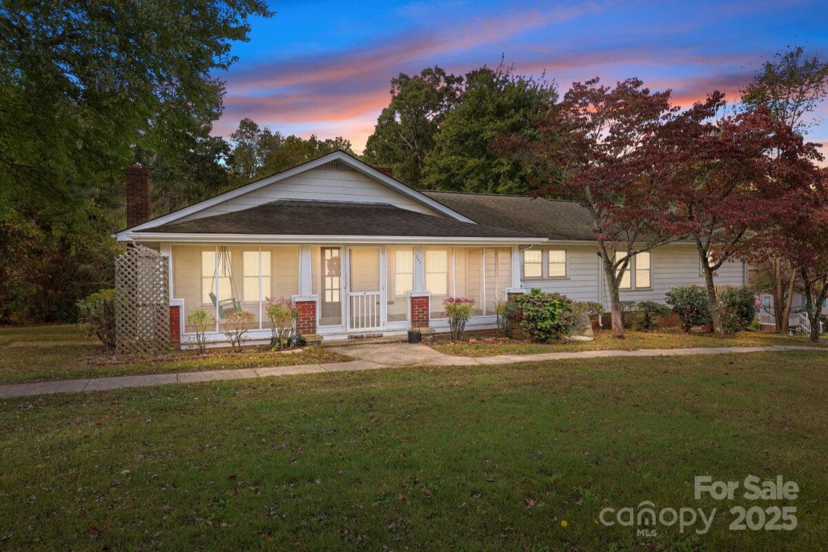 247 N Main Street, New London, NC 28127, MLS # 4315751