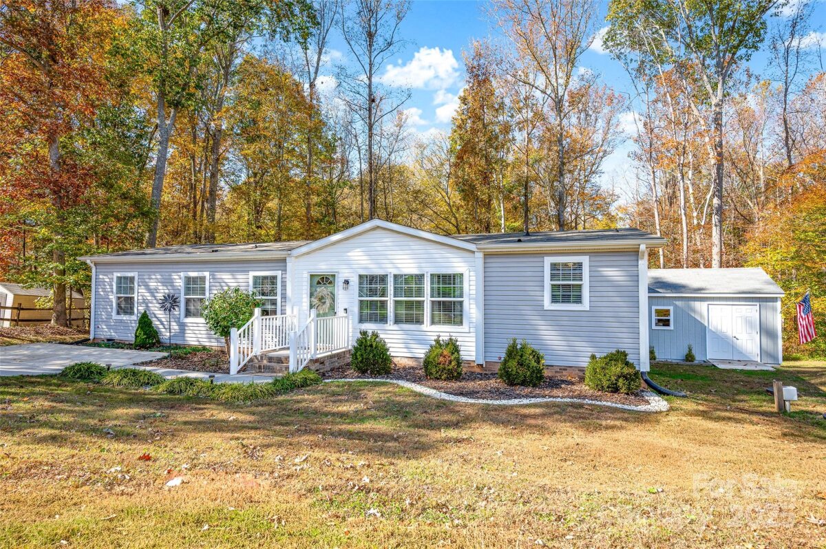 126 Tradewinds Court, Mooresville, NC 28115, MLS # 4315849