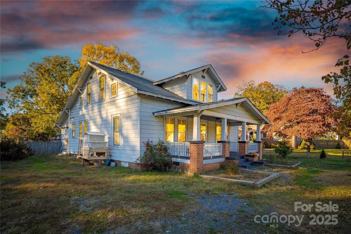 322 7th Street, Taylorsville, NC 28681, MLS # 4315959