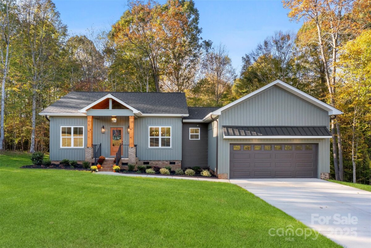 1026 Deer Creek Drive, Lincolnton, NC 28092, MLS # 4316071