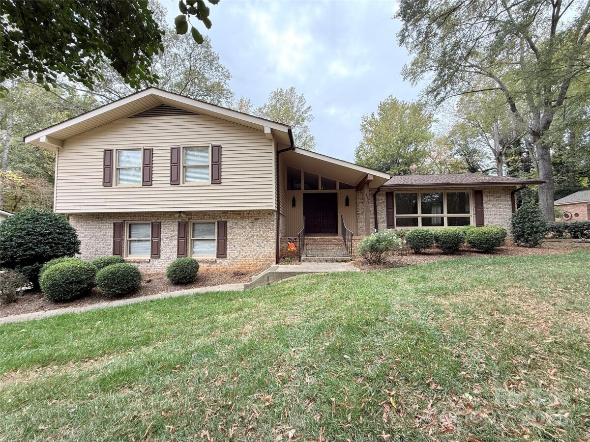 1779 Windsor Drive, Lancaster, SC 29720, MLS # 4316339