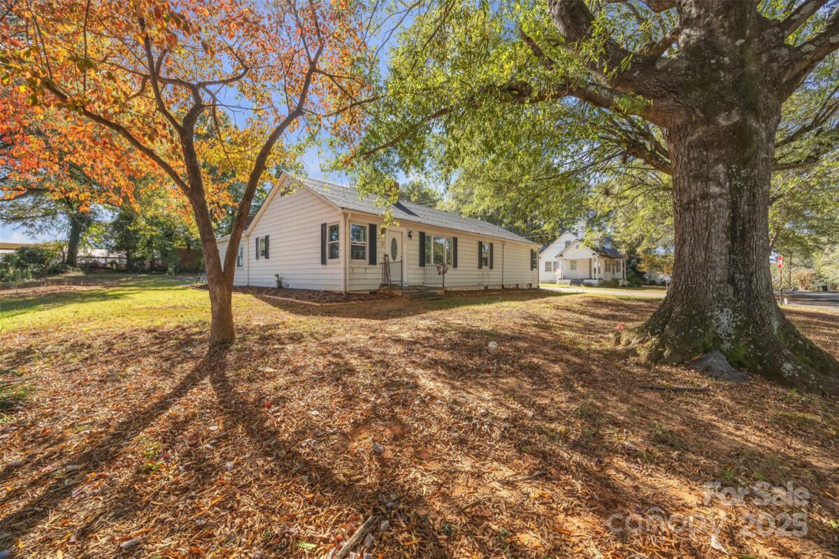 227 W 27th Street, Newton, NC 28658, MLS # 4316489