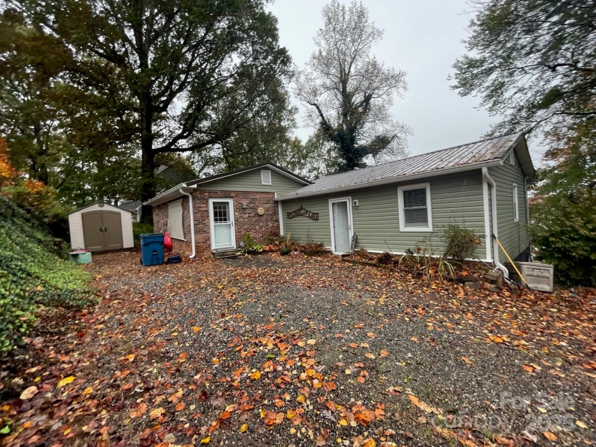 6604 Harbor Lane, Conover, NC 28613, MLS # 4318226