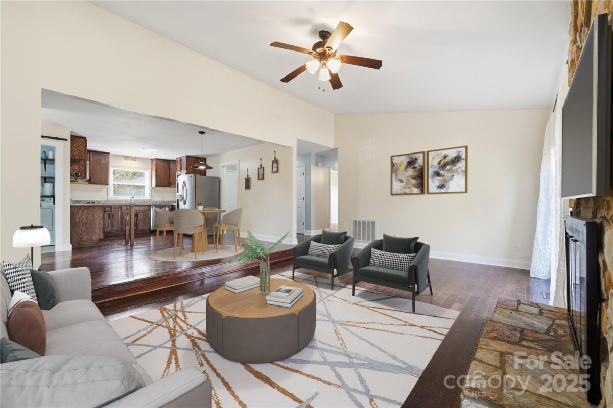 501 Vista Grande Circle, Charlotte, NC 28226, MLS # 4318361