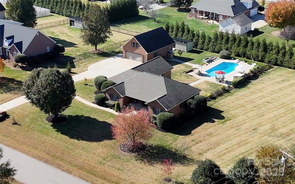 106 Seven Springs Loop Unit 100, Statesville, NC 28625, MLS # 4318388