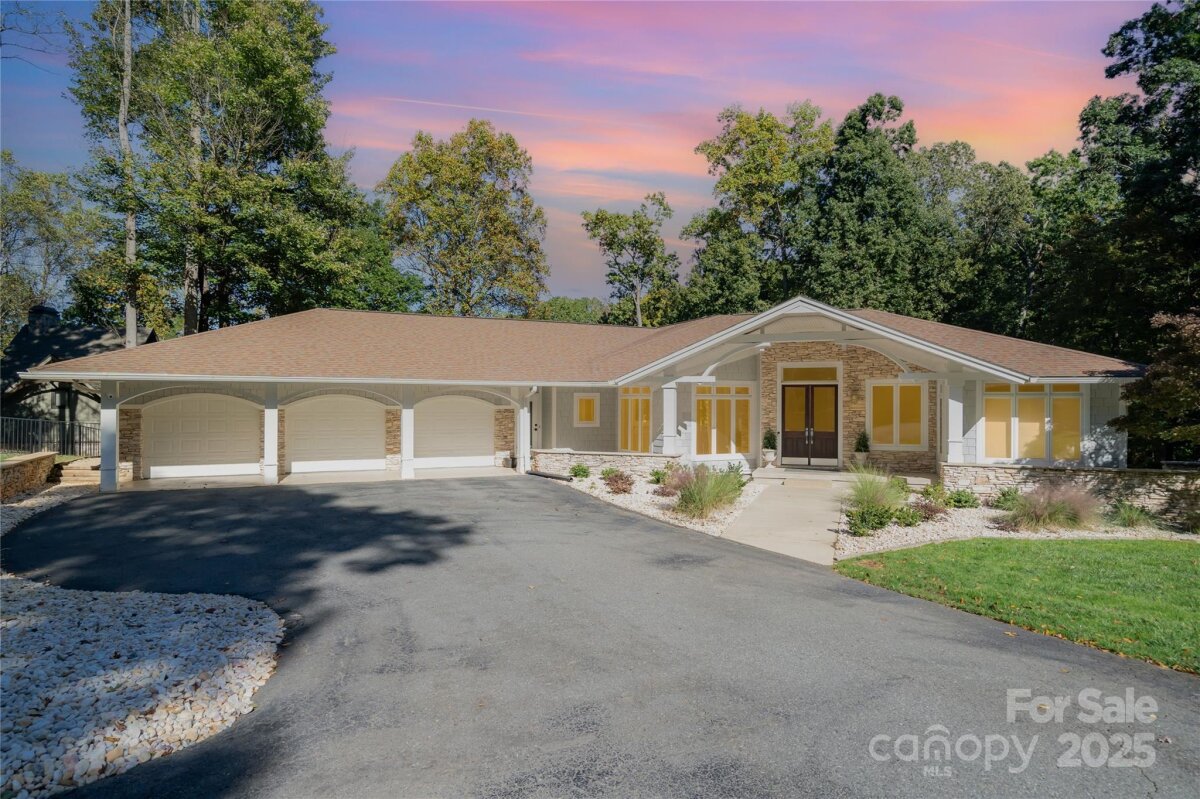 136 Lakeview Shores Loop, Mooresville, NC 28117, MLS # 4318392