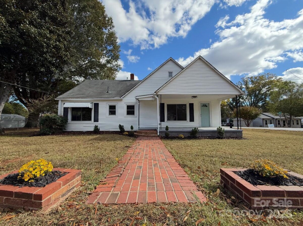 29 SW Plott Drive, Concord, NC 28025, MLS # 4318437