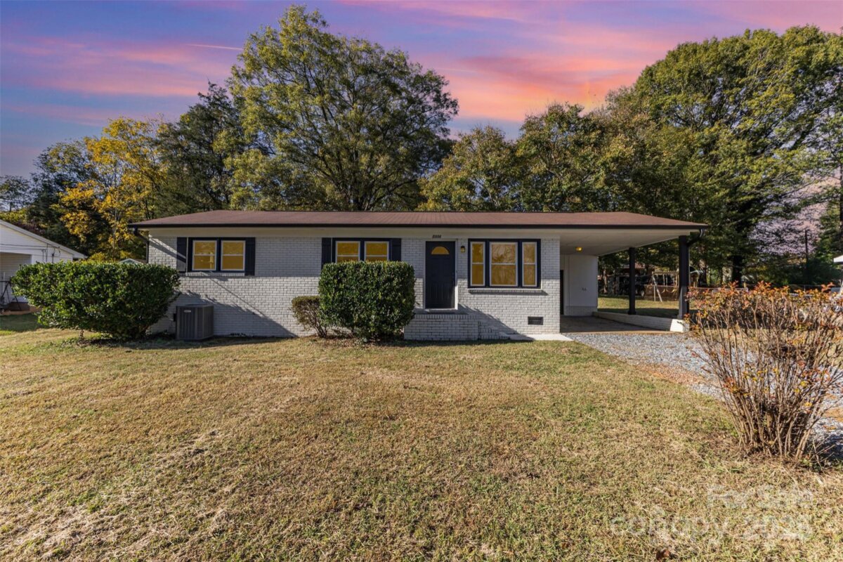 2334 Woodleaf Drive, Gastonia, NC 28052, MLS # 4318820