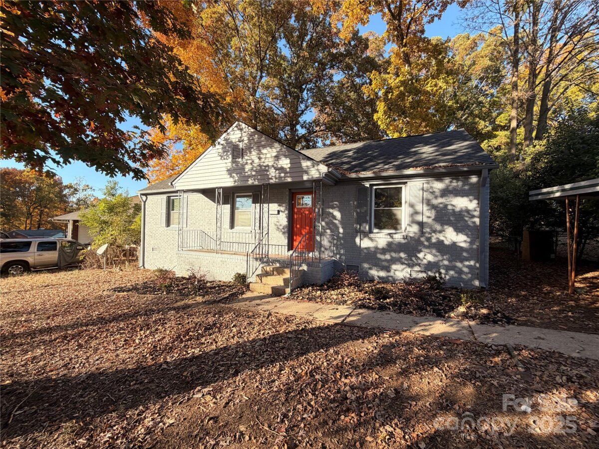 2854 Burbank Drive, Charlotte, NC 28216, MLS # 4319034