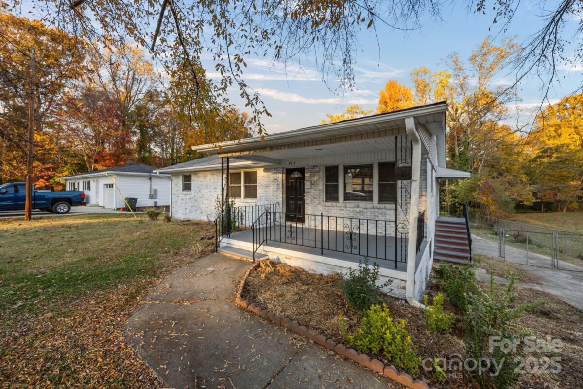 812 N Main Street, Lowell, NC 28098, MLS # 4319205