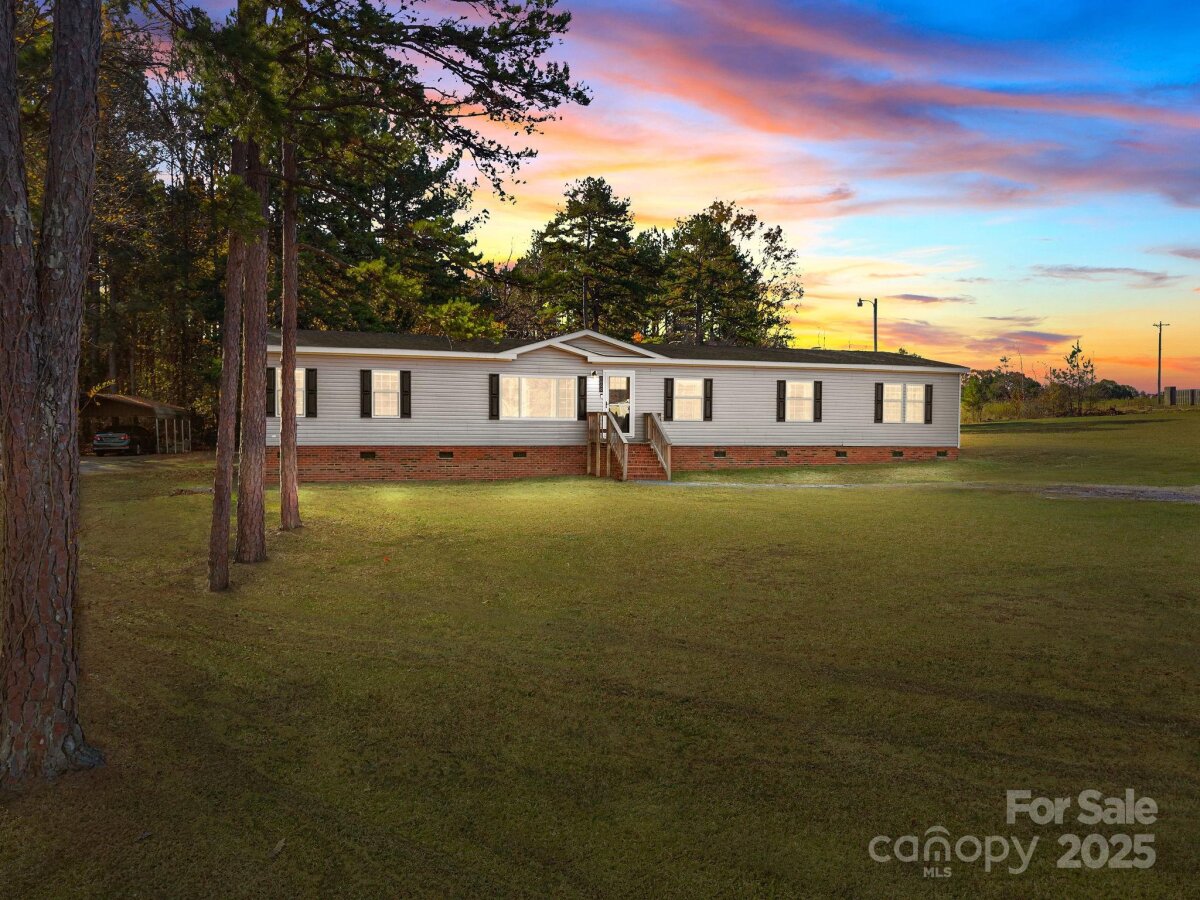 9999 Pebble Creek Drive, Concord, NC 28025, MLS # 4319221