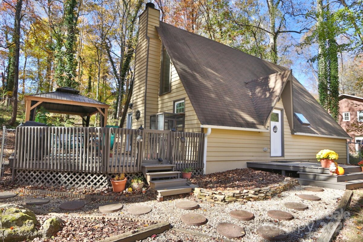 4860 Hauser Drive, Pfafftown, NC 27040, MLS # 4319572