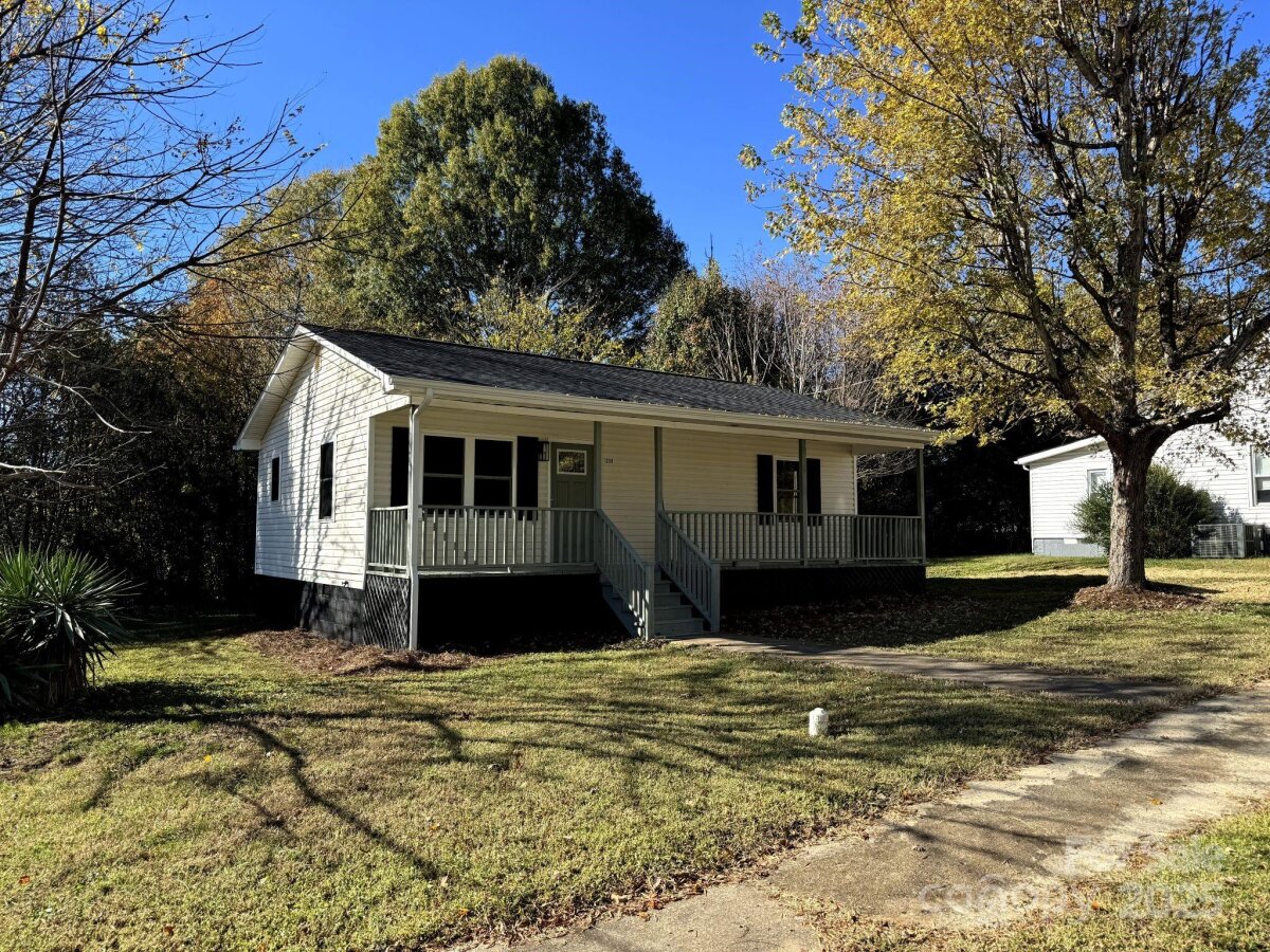 1208 N Ashe Avenue, Newton, NC 28658, MLS # 4320171