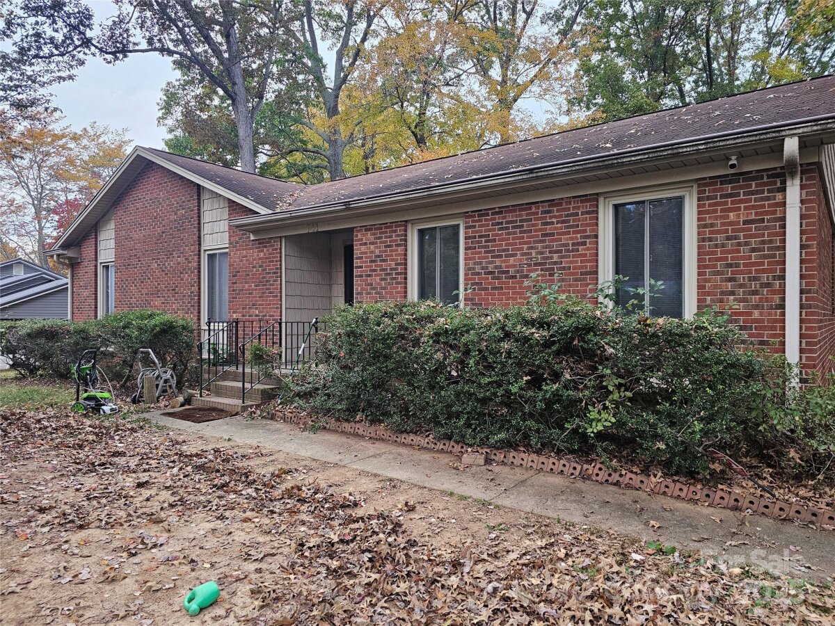 711 Bundaberg Lane, Rural Hall, NC 27045, MLS # 4320409