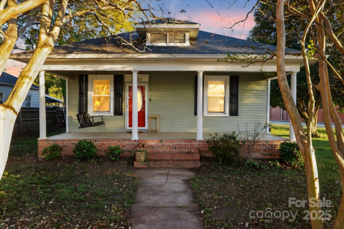 1701 Spencer Mountain Road, Gastonia, NC 28054, MLS # 4321203