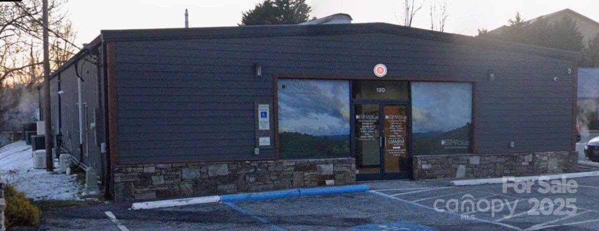 Hendersonville 78 4321691