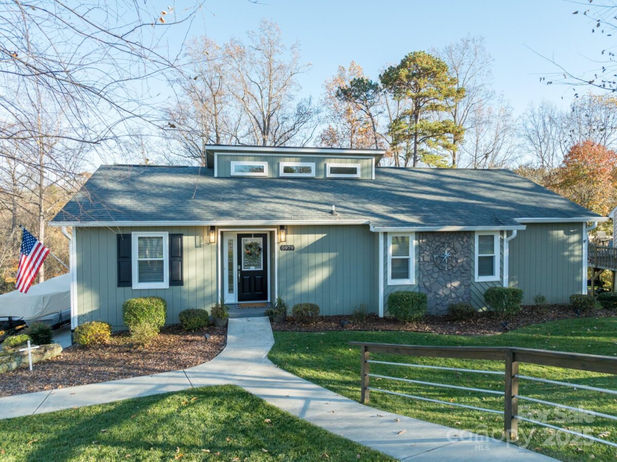 5979 Gold Creek Estate Drive, Hickory, NC 28601, MLS # 4322227