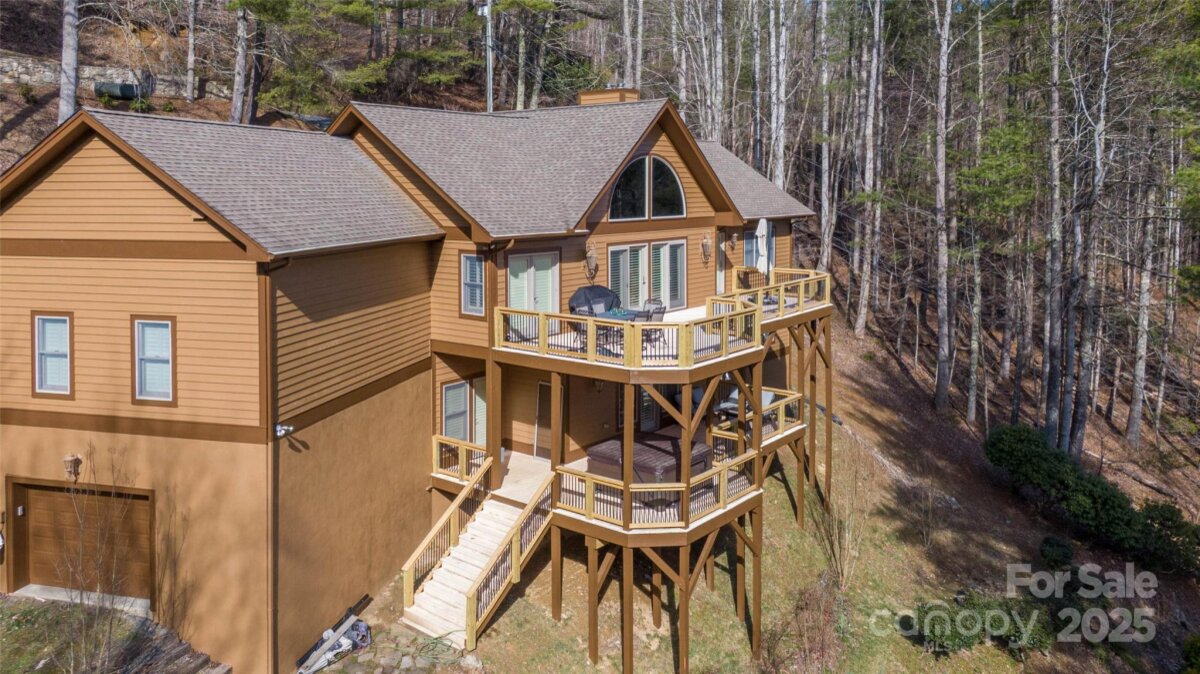 446 Windridge Drive, Sugar Grove, NC 28679, MLS # 4322342