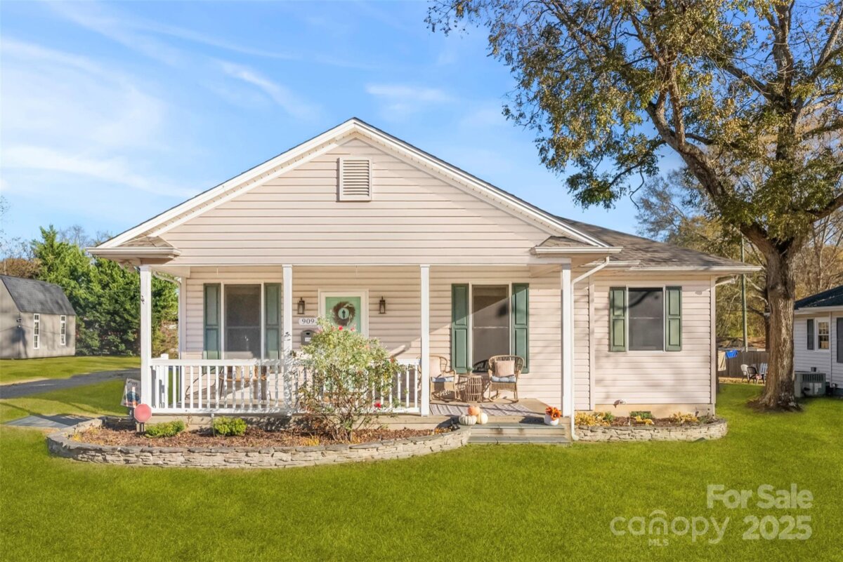 909 S Main Street, Clover, SC 29710, MLS # 4322835