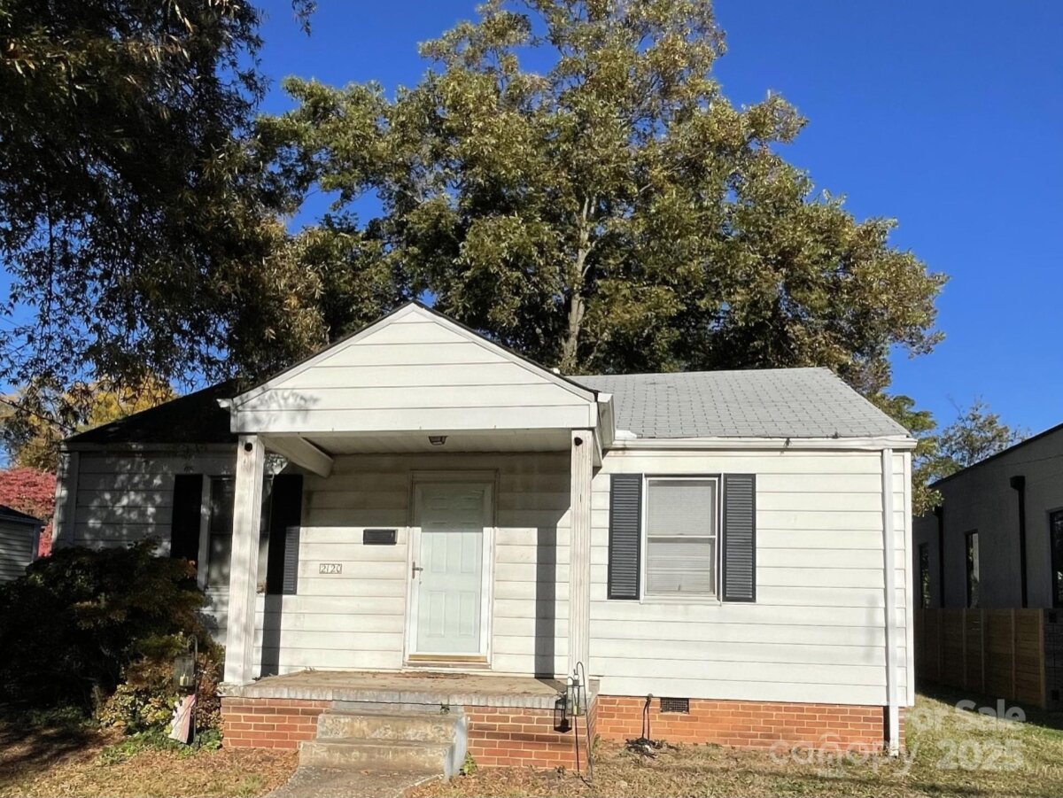2120 Vanderbilt Road, Charlotte, NC 28206, MLS # 4323035