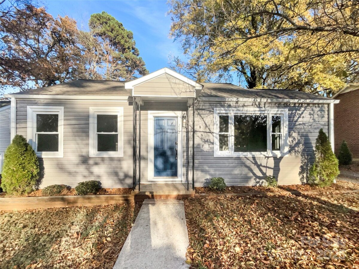 252 N Patterson Street, Statesville, NC 28677, MLS # 4323154