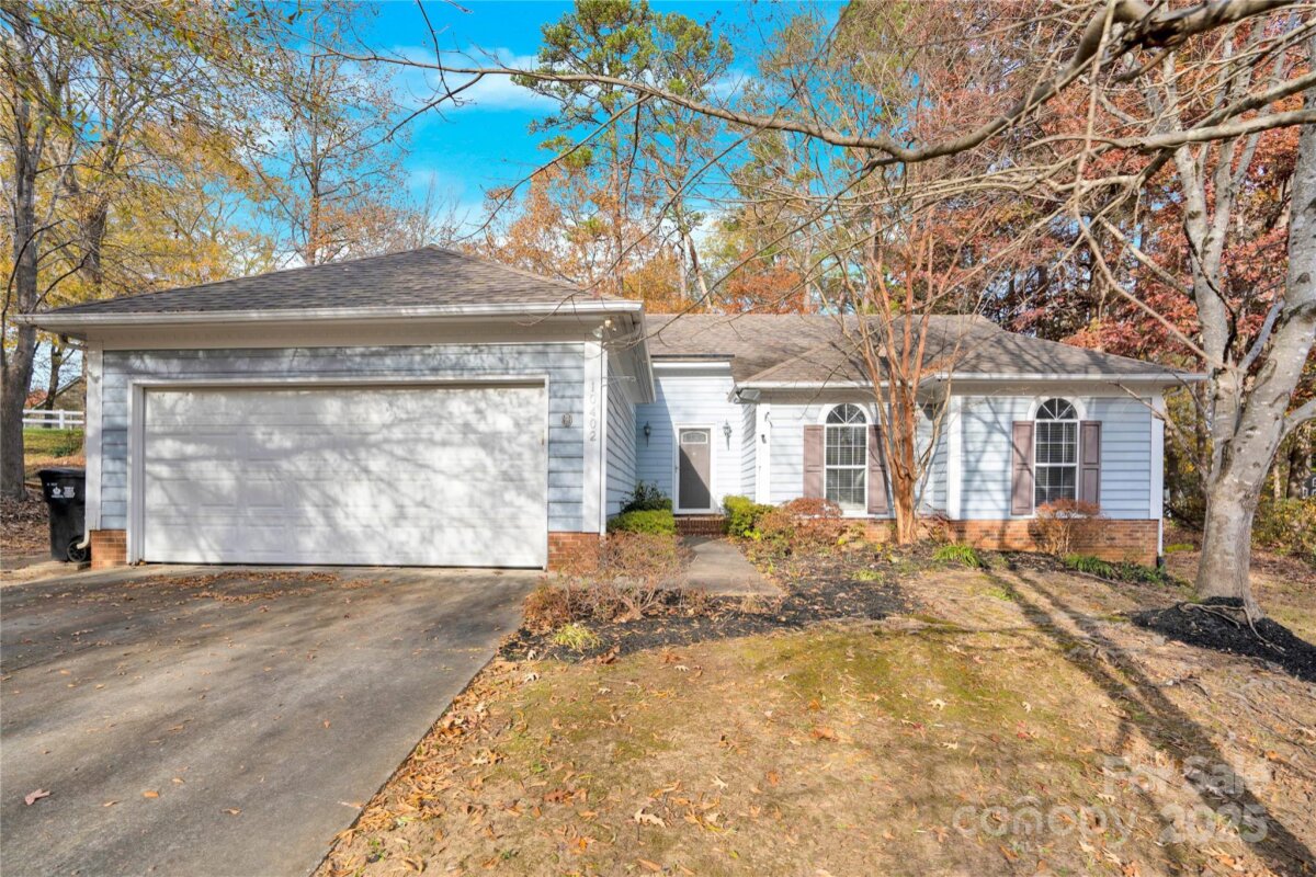 10402 Rolling Glen Court, Charlotte, NC 28214, MLS # 4323300