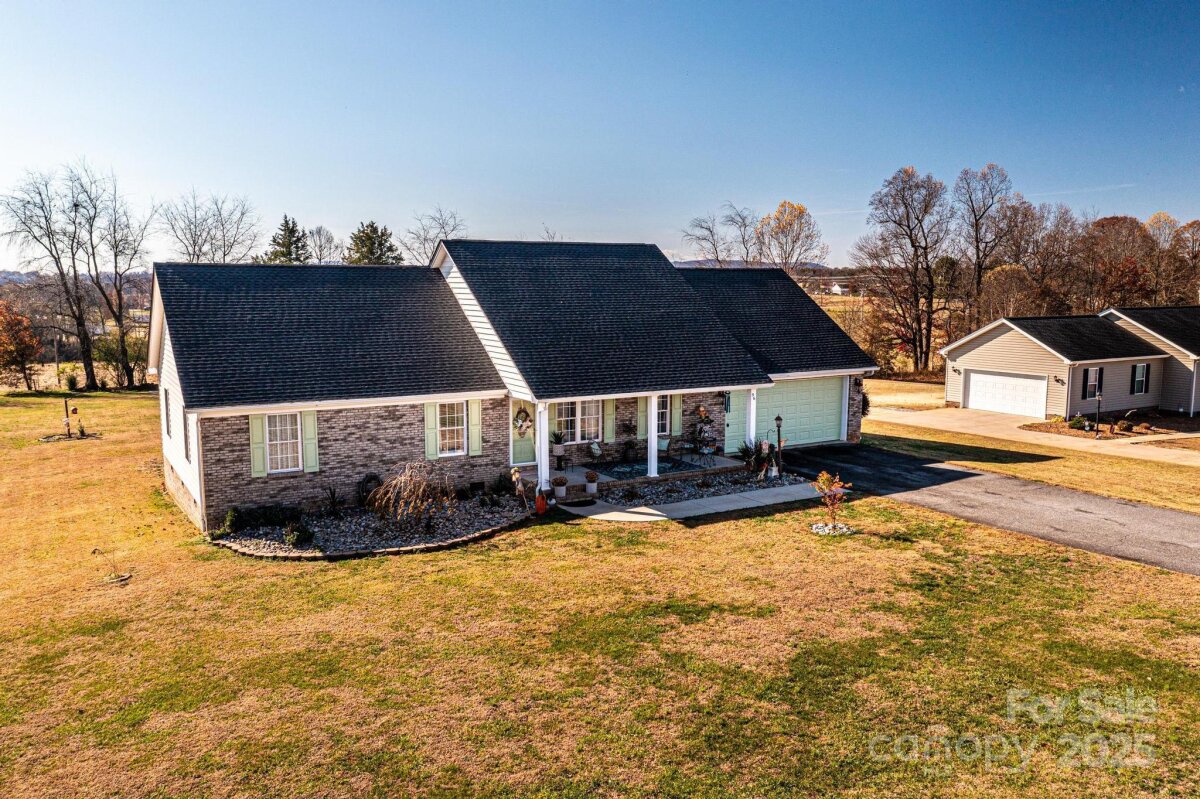 96 Stable Brook Lane, Taylorsville, NC 28681, MLS # 4324875