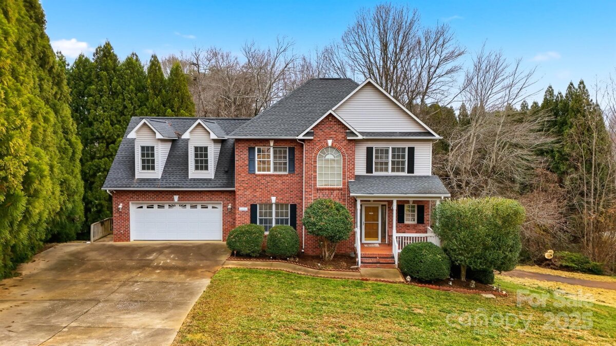 4434 Steeple Chase Drive, Hickory, NC 28601, MLS # 4325785