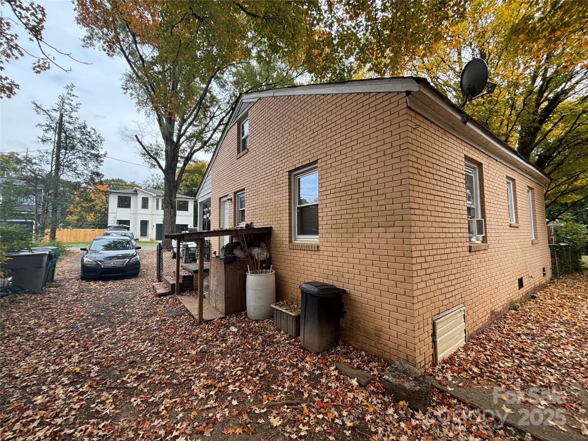 549 W Cama Street, Charlotte, NC 28217, MLS # 4326571