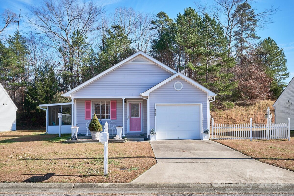 2625 Stratford Lake Road, Winston Salem, NC 27103, MLS # 4327195
