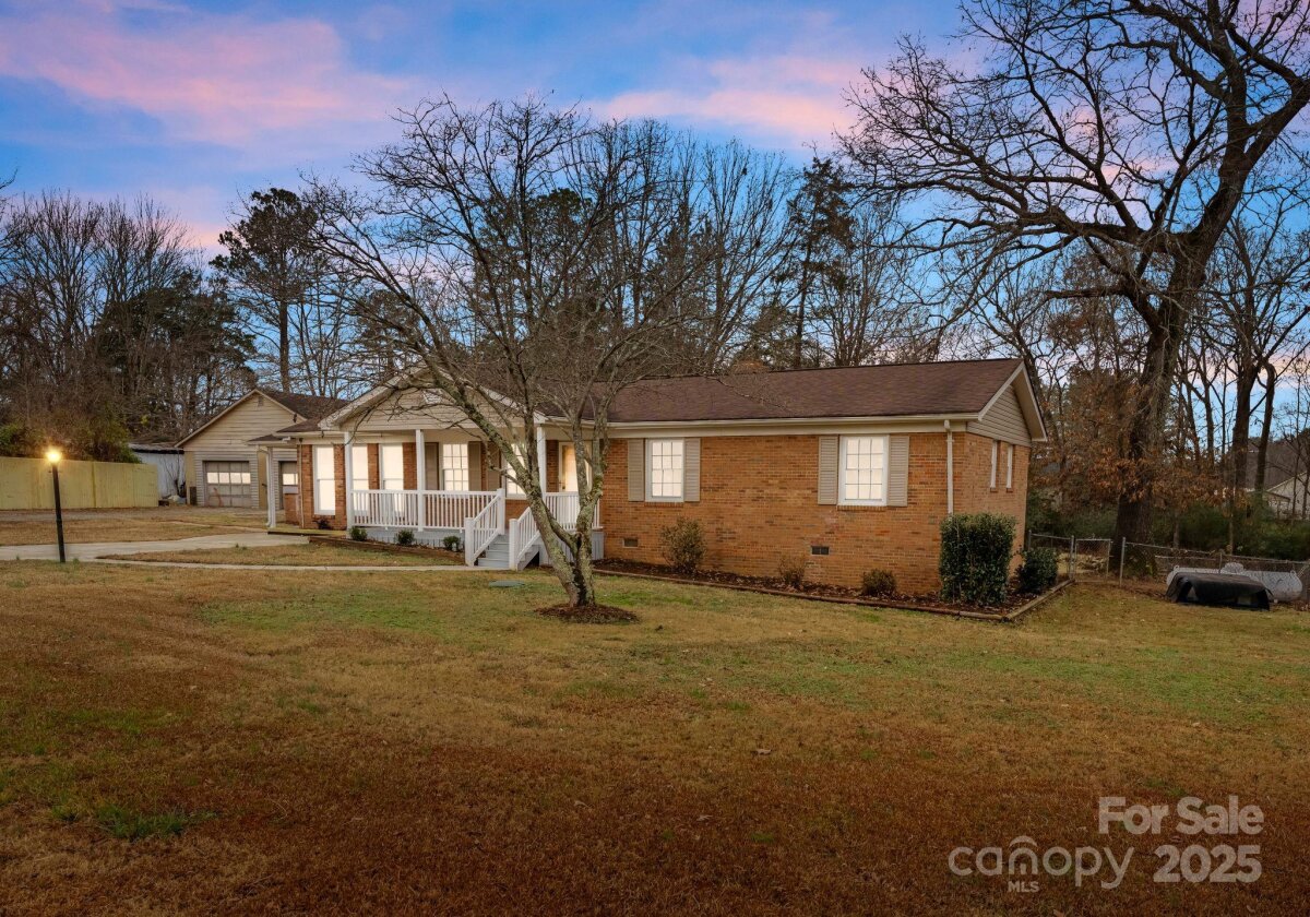 784 Crestmont Drive, Concord, NC 28025, MLS # 4327674