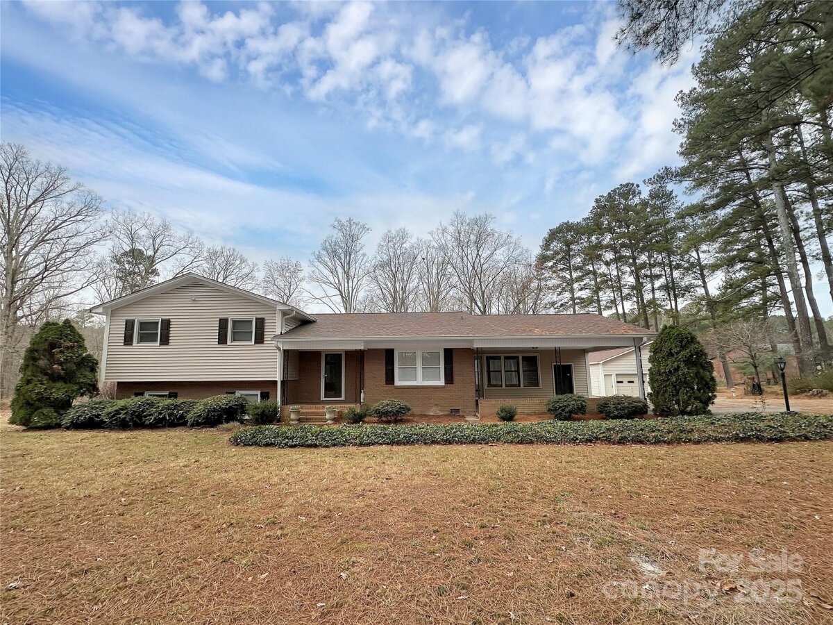 725 Willis Road, Dallas, NC 28034, MLS # 4328014