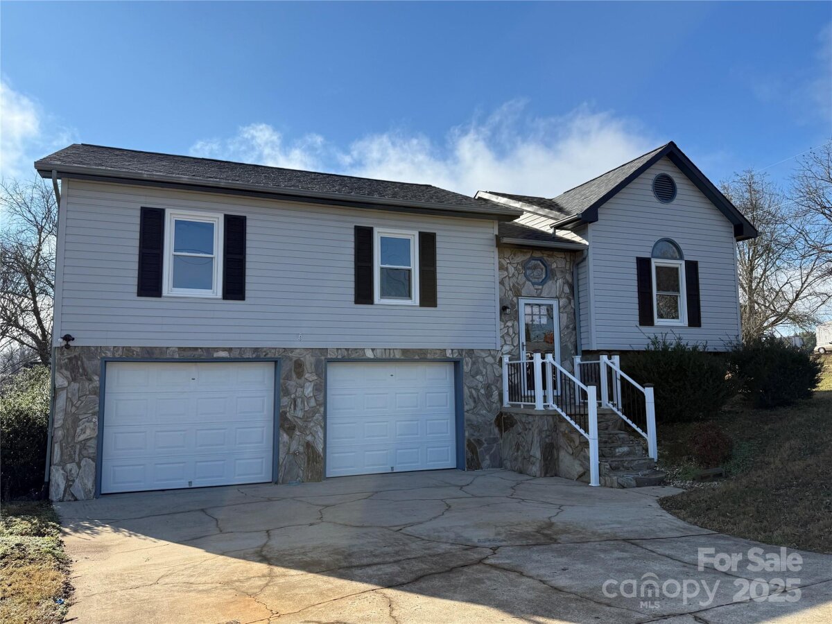 4554 Horseshoe Bend Road, Hudson, NC 28638, MLS # 4328370