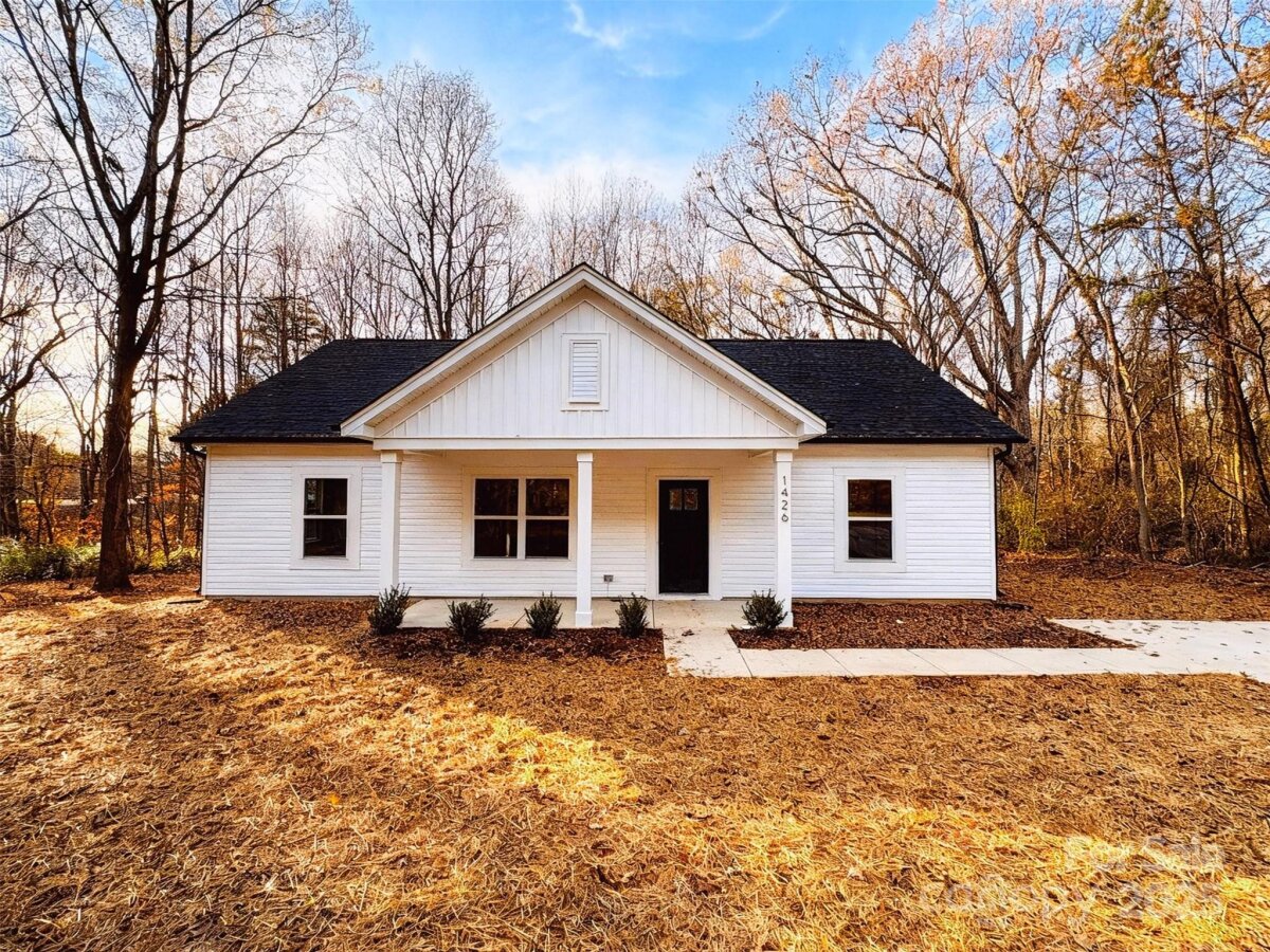 1426 Harris Street, Statesville, NC 28677, MLS # 4328392
