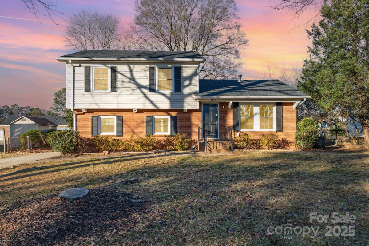 9926 Rockmeadow Drive, Charlotte, NC 28216, MLS # 4328485