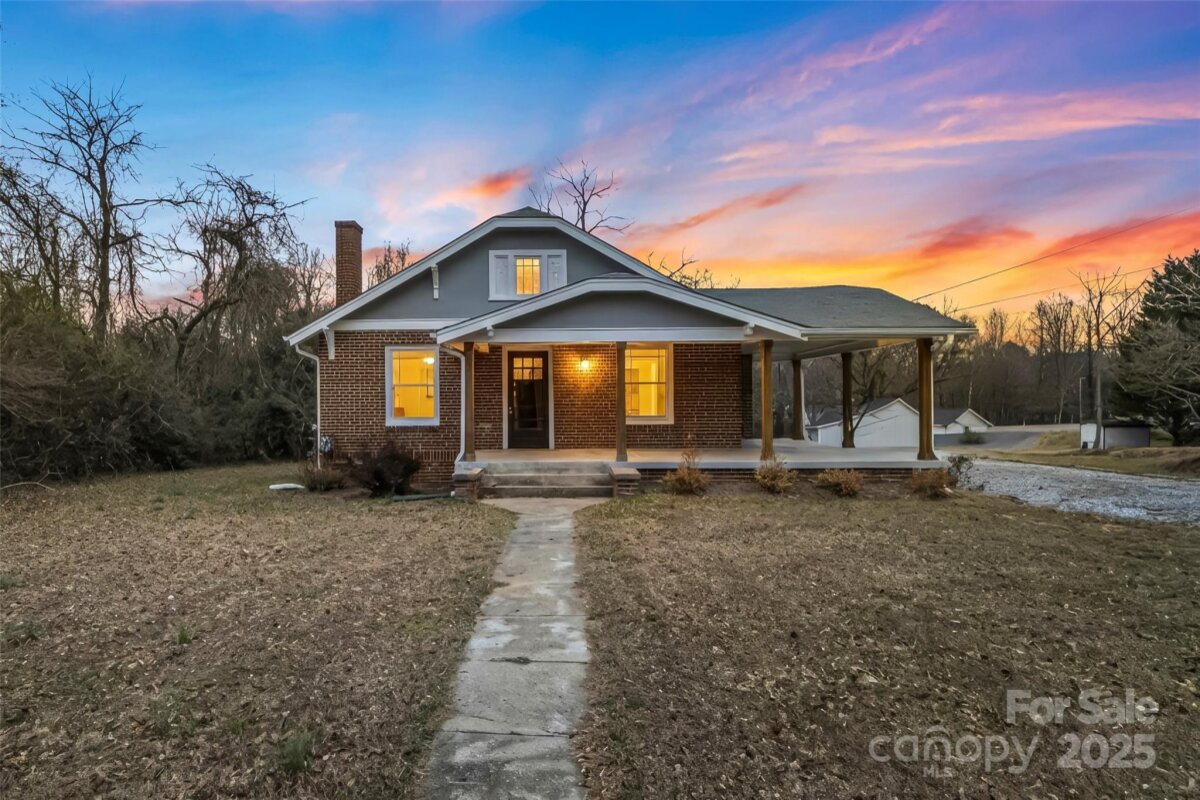 2523 Kool Park Road, Hickory, NC 28601, MLS # 4329141