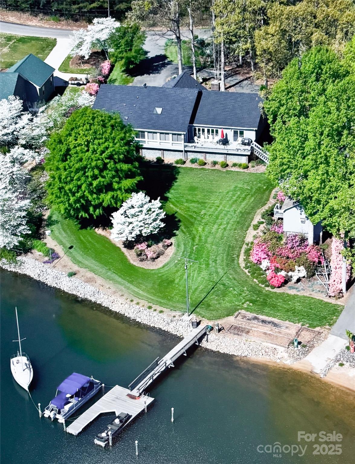 214 Lakeview Shores Loop, Mooresville, NC 28117, MLS # 4329449