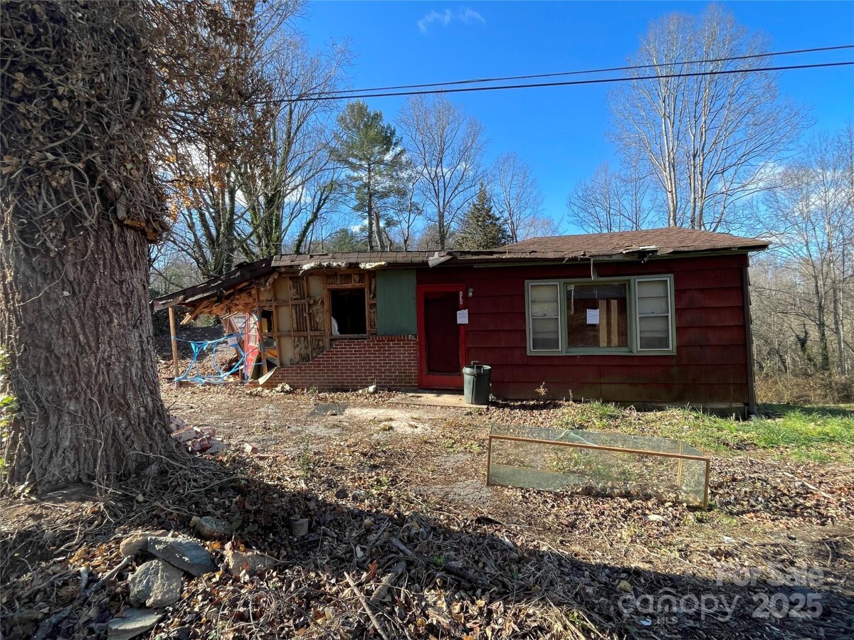 819 Montclair Circle, Lenoir, NC 28645, MLS # 4329648