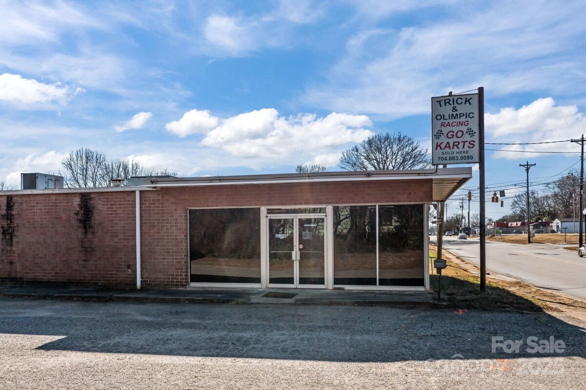 935 Shelton Avenue, Statesville, NC 28677, MLS # 4330172