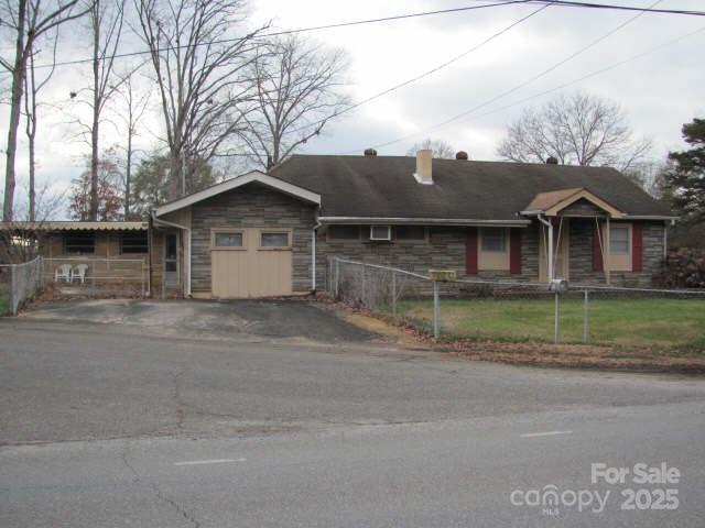 1103 E Main Street, Dallas, NC 28034, MLS # 4330527