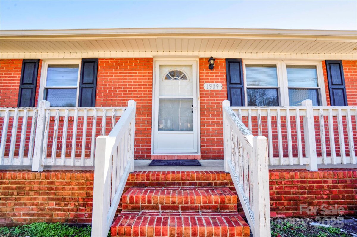 1909 S Lafayette Street, Shelby, NC 28152, MLS # 4331058