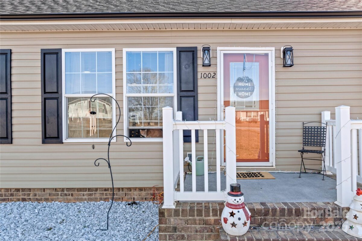 1002 Crestline Drive, Yadkinville, NC 27055, MLS # 4331195