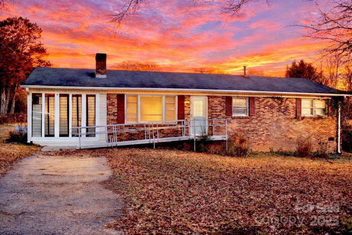 1930 Mountain Brook Drive, Gastonia, NC 28052, MLS # 4331538