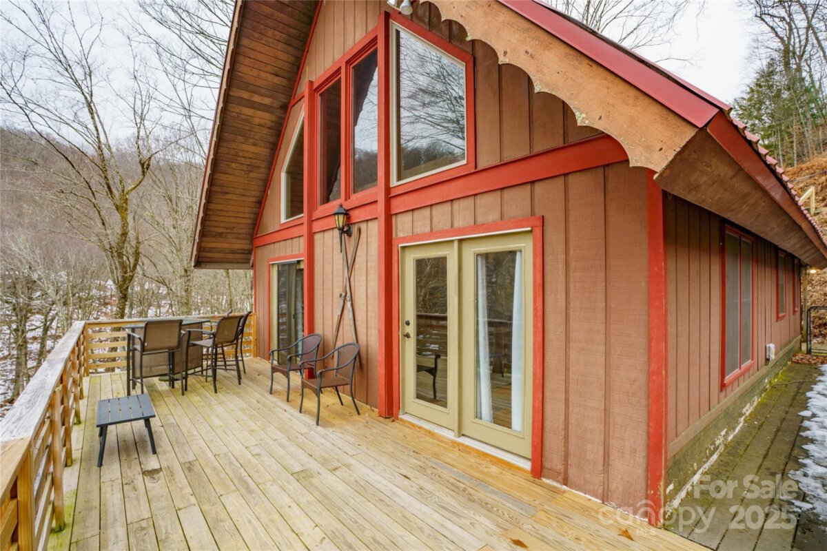 Mars Hill 83 4331697