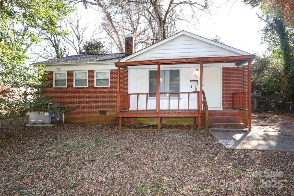 2617 Clydesdale Terrace, Charlotte, NC 28208, MLS # 4332541