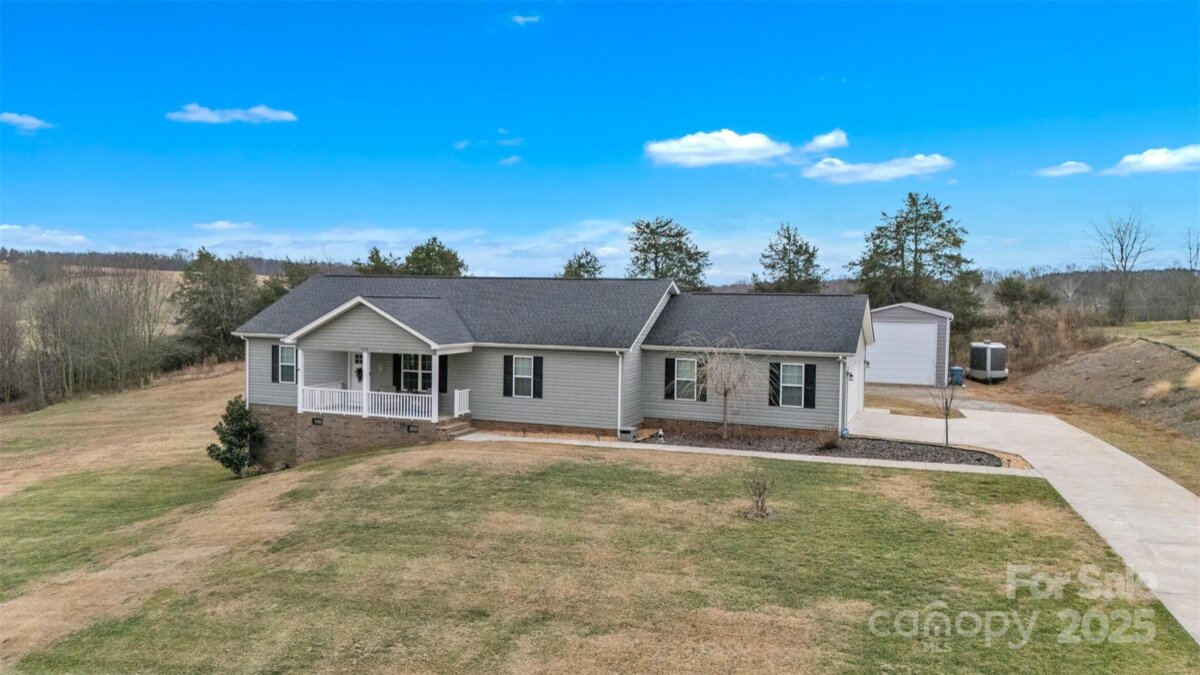 314 Stable Brook Lane, Taylorsville, NC 28681, MLS # 4332861
