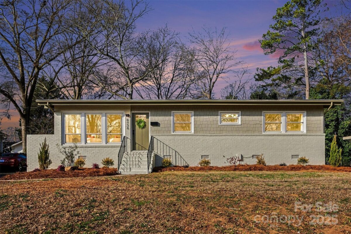 6738 Starcrest Drive, Charlotte, NC 28210, MLS # 4333607
