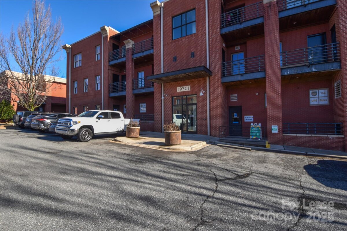 19701 Bethel Church Road Unit 301, Cornelius, NC 28031, MLS # 4333942