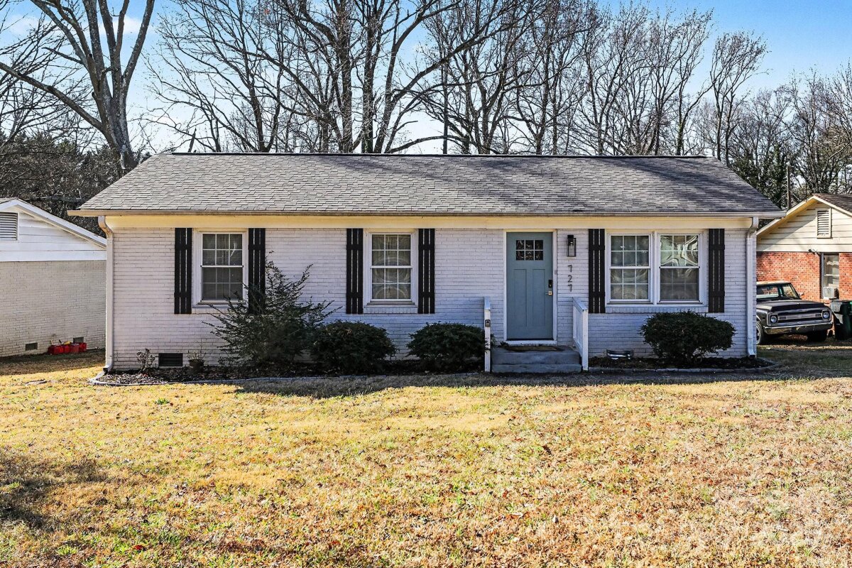 727 Thera Drive, Charlotte, NC 28206, MLS # 4334337